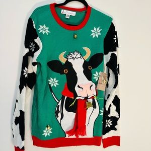 Cow Christmas sweater! Brand new! Size medium